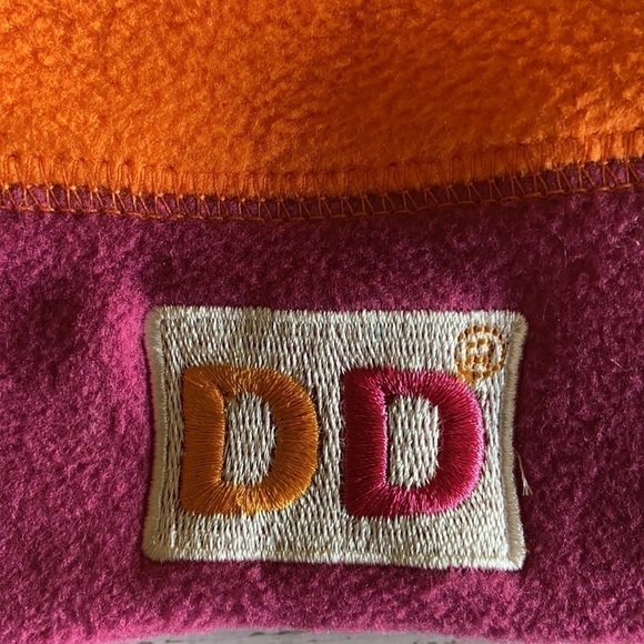 Unisex Dunkin’ Donuts Polar Fleece Winter Hat Beanie Adult One Size - Picture 4 of 6